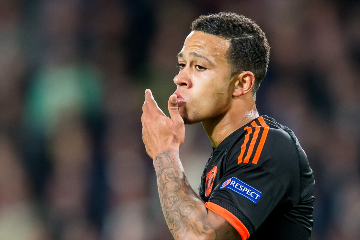 Van Gaal heeft kritiek op Memphis