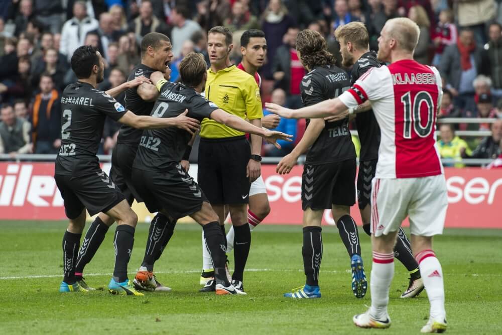 PSV-fan doet aangifte tegen KNVB en Makkelie