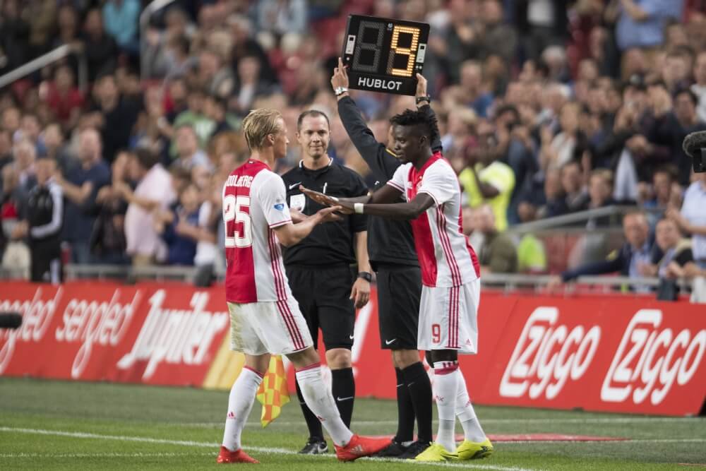 Ajax verspeelt punten tegen Roda JC